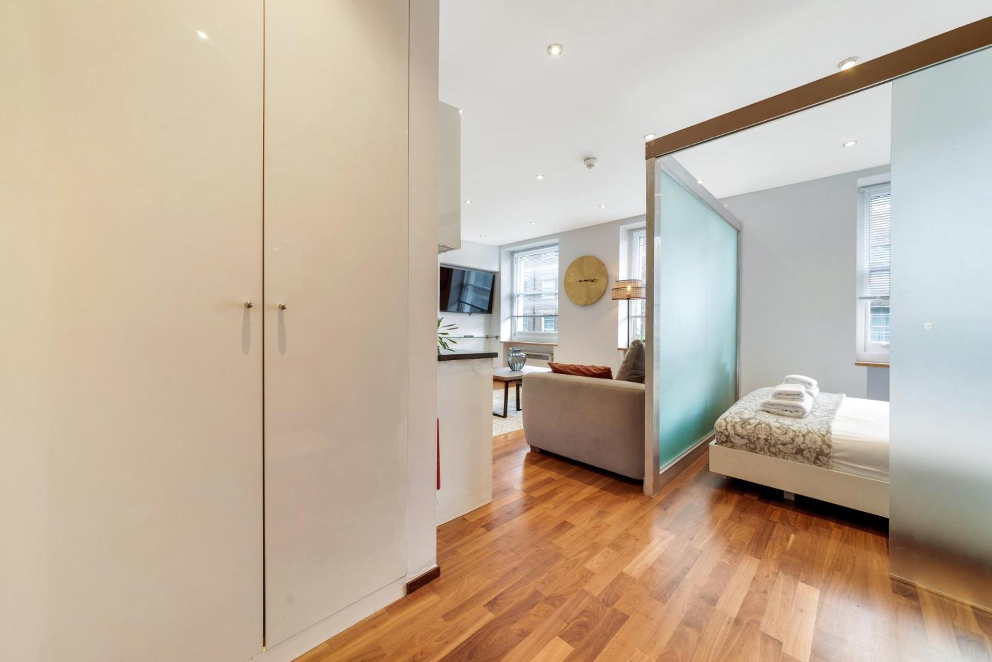 Apartment Urban Base, 6mins Walk To Marble Arch Station, 8mins Walk To Hyde Park